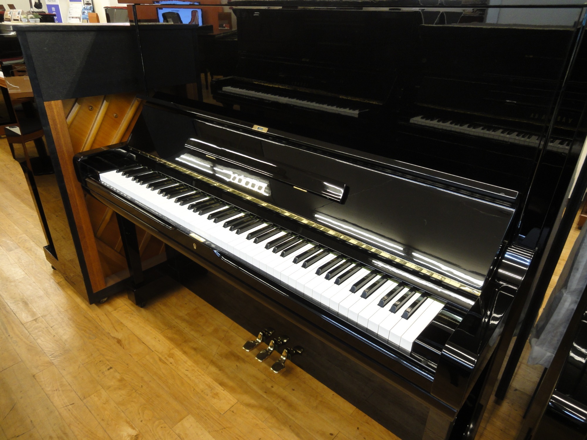 ヤマハ中古ピアノ U300 （1996年製造）